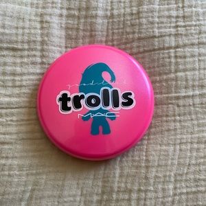 Mac cosmetics x trolls beauty powder in glow rida